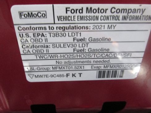 Certified 2021 Ford Escape SE w/ SE Sport Appearance Package image 39