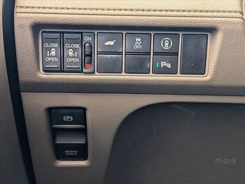 Used 2022 Honda Odyssey Elite image 15