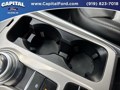 Used 2023 Ford Explorer XLT w/ Equipment Group 202A RWD image 32