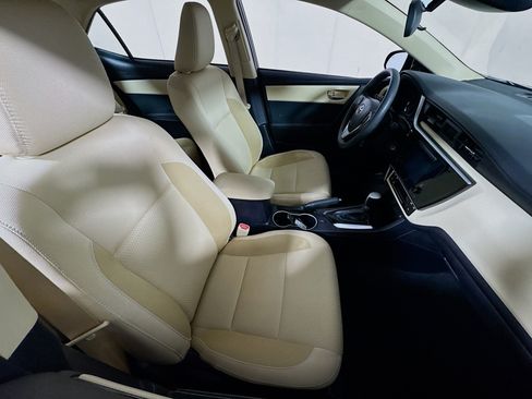 Used 2019 Toyota Corolla LE FWD image 24