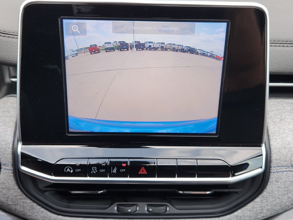 Used 2025 Jeep Compass Latitude AWD/4WD image 18