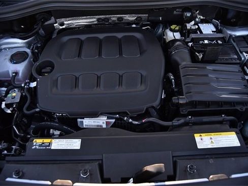 New 2026 Volkswagen Tiguan SE image 26