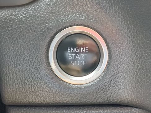 Used 2023 Toyota Tundra Limited w/ Power Package AWD/4WD image 27
