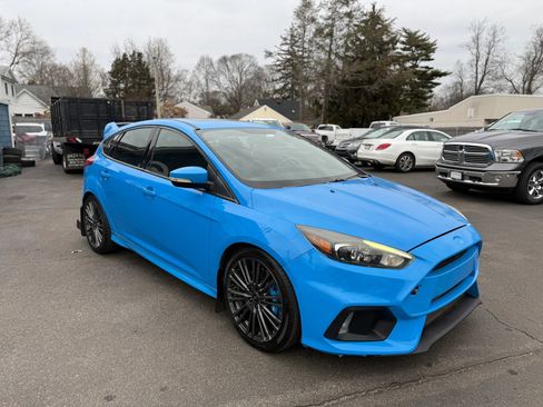 Used 2017 Ford Focus RS image 3