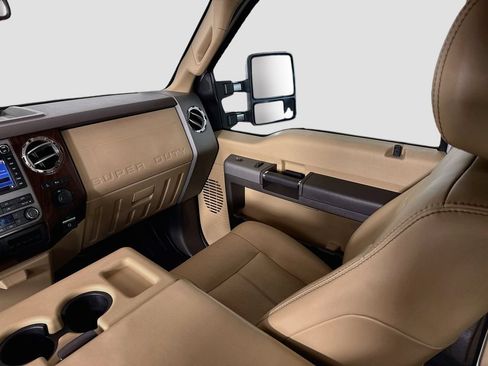 Used 2011 Ford F350 Lariat w/ Lariat Ultimate Pkg AWD/4WD image 24