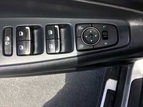 Used 2022 Hyundai Santa Fe XRT FWD image 8