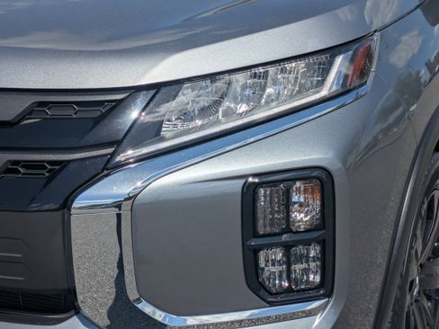 Used 2023 Mitsubishi Outlander Sport S image 10