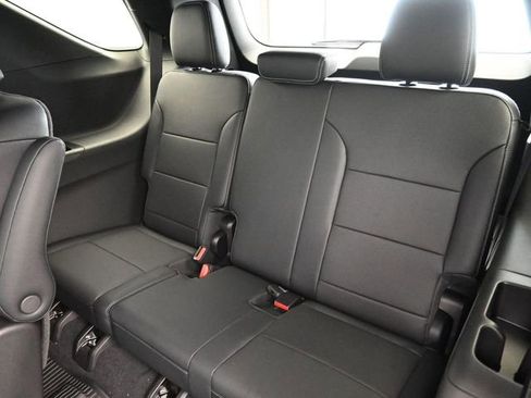 New 2026 Chevrolet Traverse LT w/ Driver Confidence Package image 41