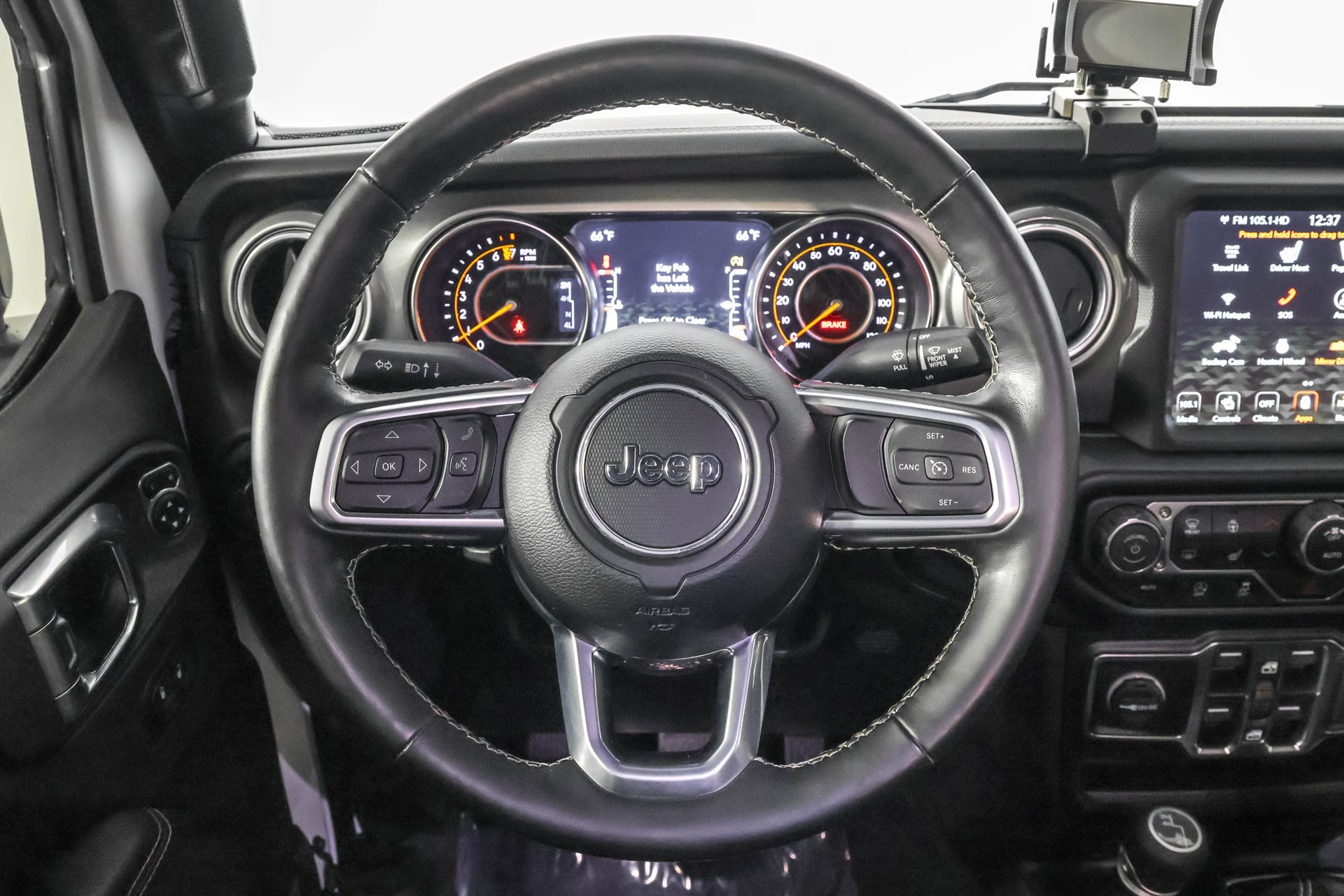 Used 2022 Jeep Wrangler Unlimited Sahara w/ Safety Group AWD/4WD image 27