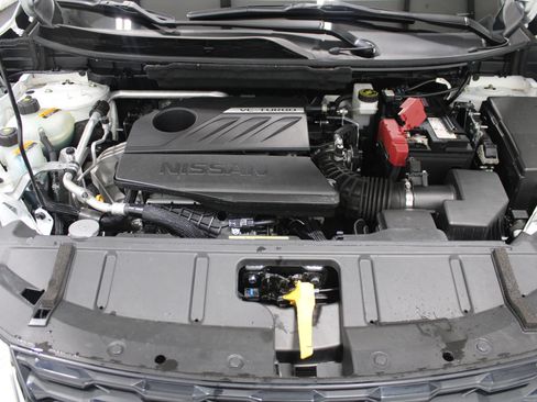 Used 2023 Nissan Rogue SV FWD image 10