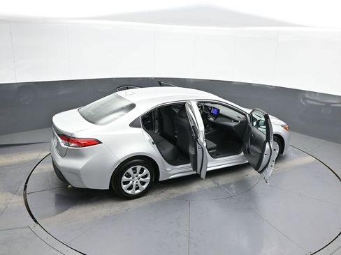 Certified 2025 Toyota Corolla LE image 44