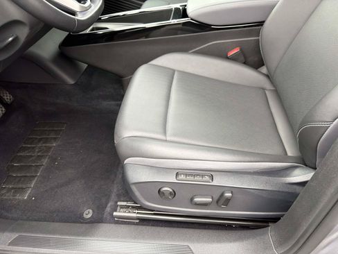 Certified 2023 Volkswagen ID.4 Pro S RWD image 15