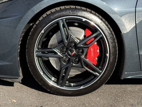 Used 2021 Chevrolet Corvette Stingray Premium Conv w/ Z51 Performance Package image 11