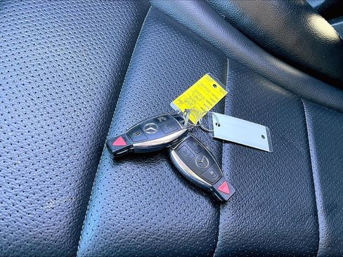 Used 2016 Mercedes-Benz C 300 Sedan image 13