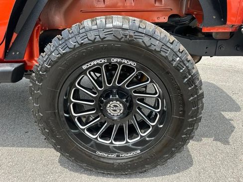 Used 2009 Jeep Wrangler Unlimited X AWD/4WD image 12