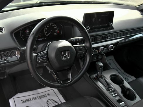 Used 2023 Honda Civic Sport image 14