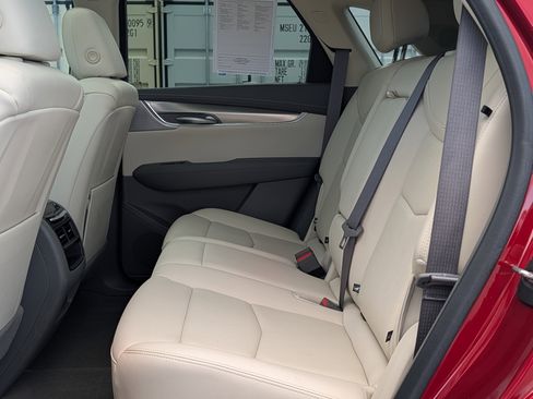 Used 2024 Cadillac XT5 Premium Luxury w/ LPO, Floor Liner Package FWD image 15