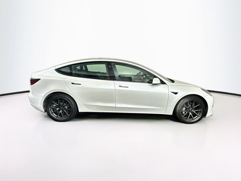 Used 2021 Tesla Model 3 Standard Range Plus RWD image 10