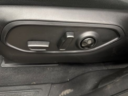 New 2025 Jeep Grand Cherokee Laredo X image 17