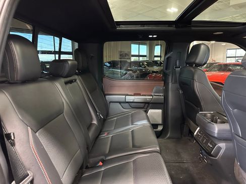 Used 2022 Ford F150 Lariat w/ Equipment Group 502A High image 41