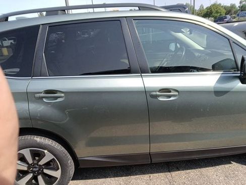 Used 2017 Subaru Forester 2.5i Limited AWD/4WD image 13