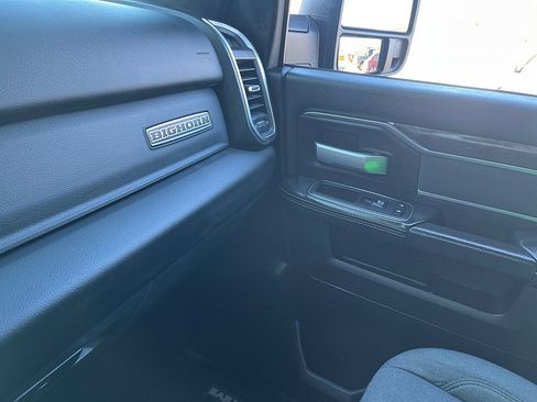 Used 2024 RAM 2500 Big Horn w/ Night Edition image 31