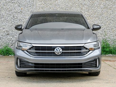 Used 2024 Volkswagen Jetta Sport FWD image 5