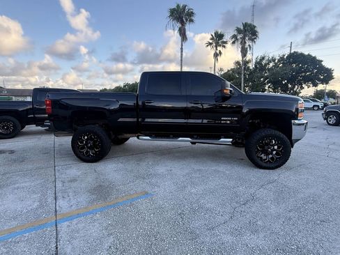 Used 2015 Chevrolet Silverado 2500 LT w/ LT Convenience Package AWD/4WD image 4
