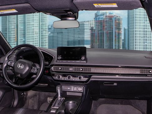 Certified 2024 Honda Civic Sport image 18