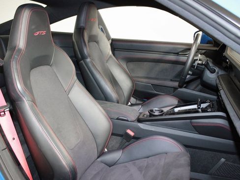 Used 2024 Porsche 911 Carrera 4 GTS w/ Premium Package image 39