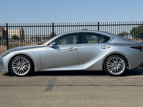 Used 2023 Lexus IS 300 w/ Premium Package RWD image 9