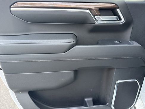 Used 2024 Chevrolet Silverado 1500 RST w/ Z71 Off-Road Package image 25