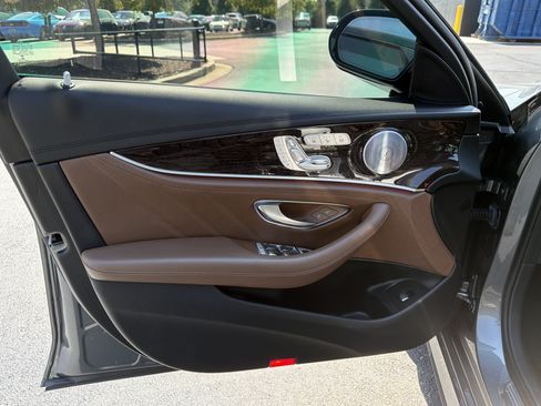 Used 2018 Mercedes-Benz E 63 AMG S image 16