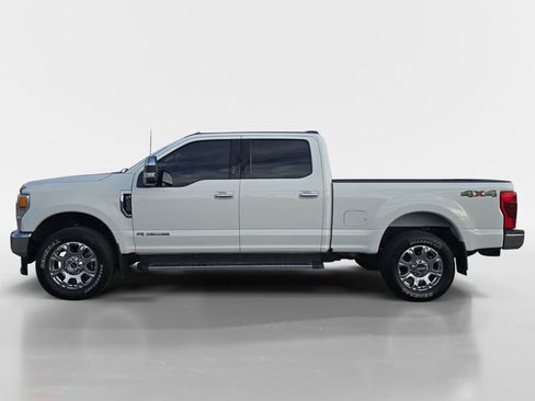 Used 2021 Ford F250 Lariat w/ Chrome Package image 2
