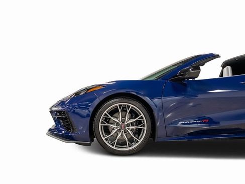 Used 2025 Chevrolet Corvette Stingray Coupe image 12