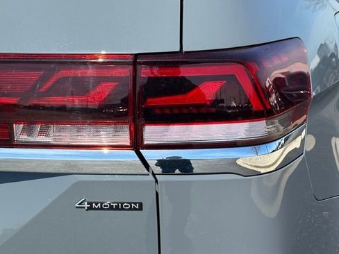 New 2026 Volkswagen Atlas SEL Premium R-Line AWD/4WD image 17