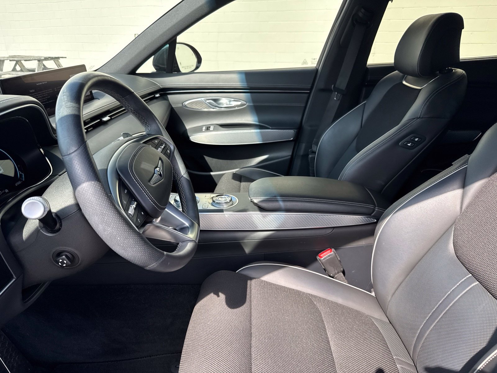 Used 2024 Genesis GV70 2.5T w/ Sport Prestige Package AWD/4WD image 22