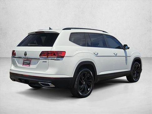 Used 2023 Volkswagen Atlas SE AWD/4WD image 5