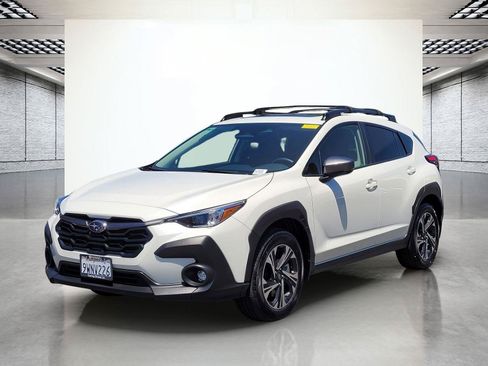 Certified 2025 Subaru Crosstrek 2.5i Premium AWD/4WD image 11