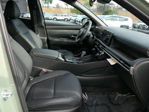 New 2026 Hyundai Santa Cruz SEL FWD image 17