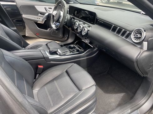 Used 2021 Mercedes-Benz A 35 AMG 4MATIC image 21