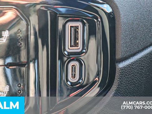 Used 2023 GMC Sierra 1500 Elevation image 39