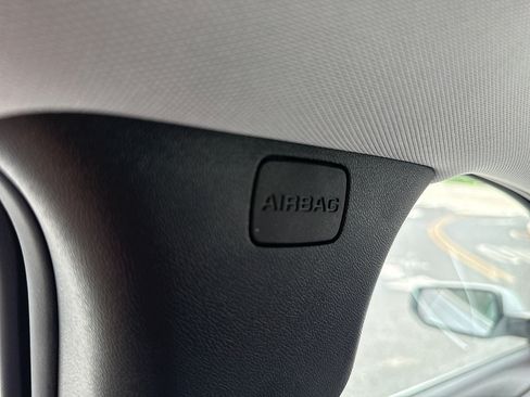 Used 2018 Chevrolet Malibu LT FWD image 43