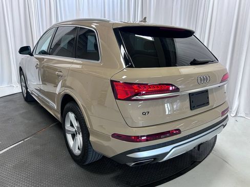 Used 2025 Audi Q7 3.0T Premium AWD/4WD image 29