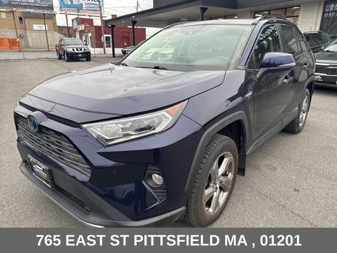 Used 2019 Toyota RAV4 Limited w/ Limited Grade Weather Package AWD/4WD image 3