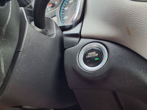 Used 2021 Chevrolet Equinox LS w/ LS Convenience Package FWD image 15