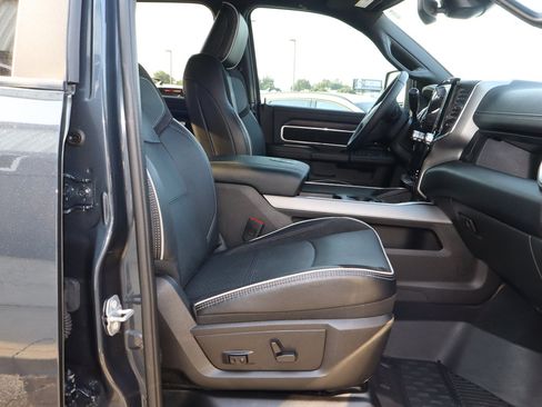 Used 2025 RAM 2500 Laramie AWD/4WD image 24