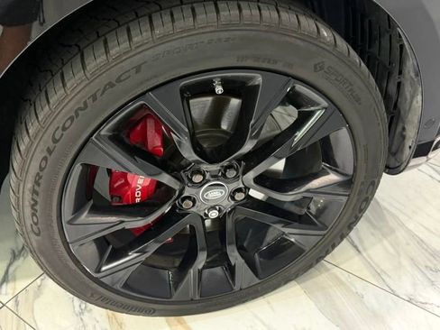 Used 2019 Land Rover Range Rover Sport HST image 31