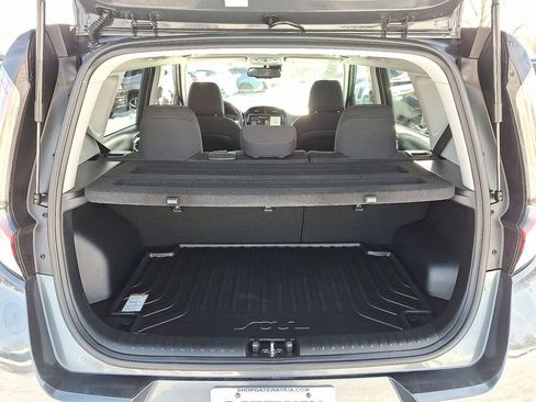 Certified 2025 Kia Soul EX image 32