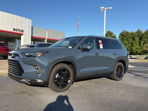 New 2026 Toyota Grand Highlander Limited image 1